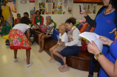 Pacientes se divertem com alunos do CECA